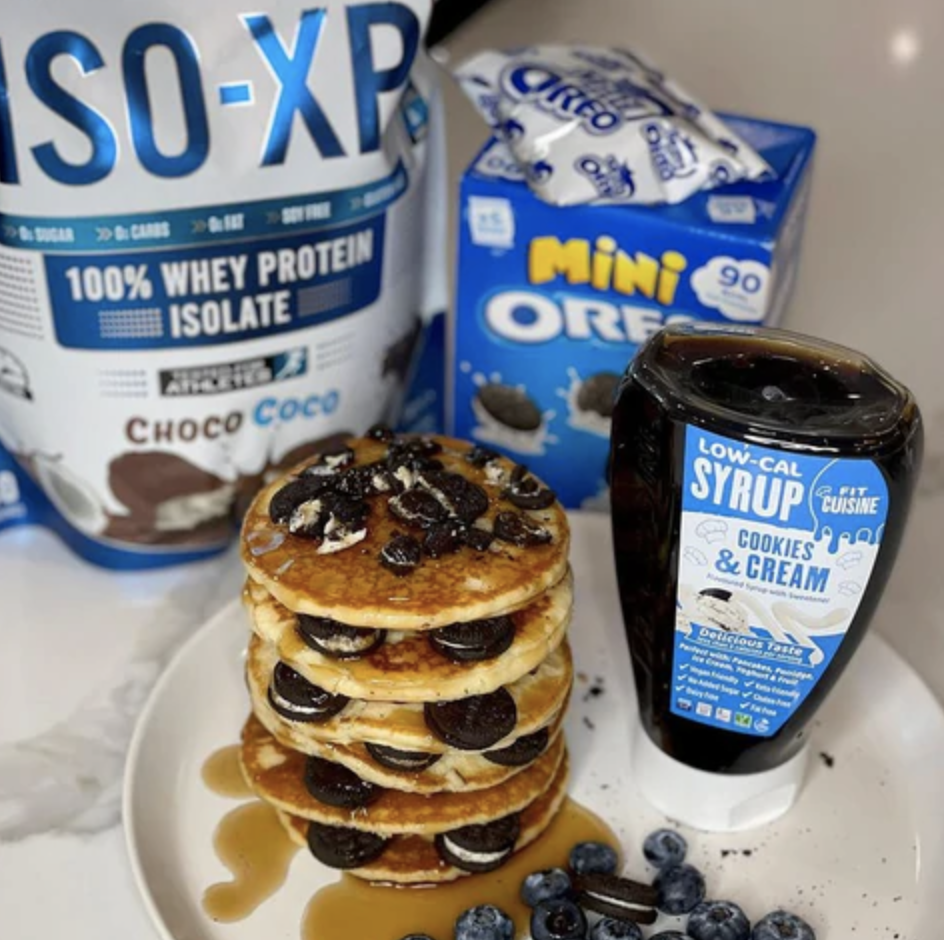 CHOCO COCO PANCAKES WITH COOKIES & CREAM SYRUP